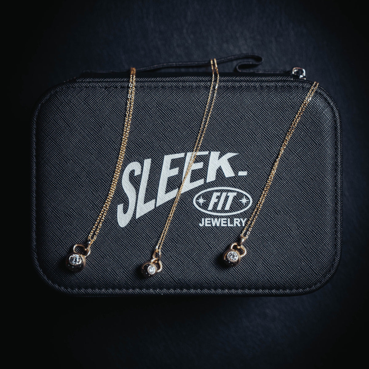 14K gold cable chains on the Sleek Fit Jewelry travel box