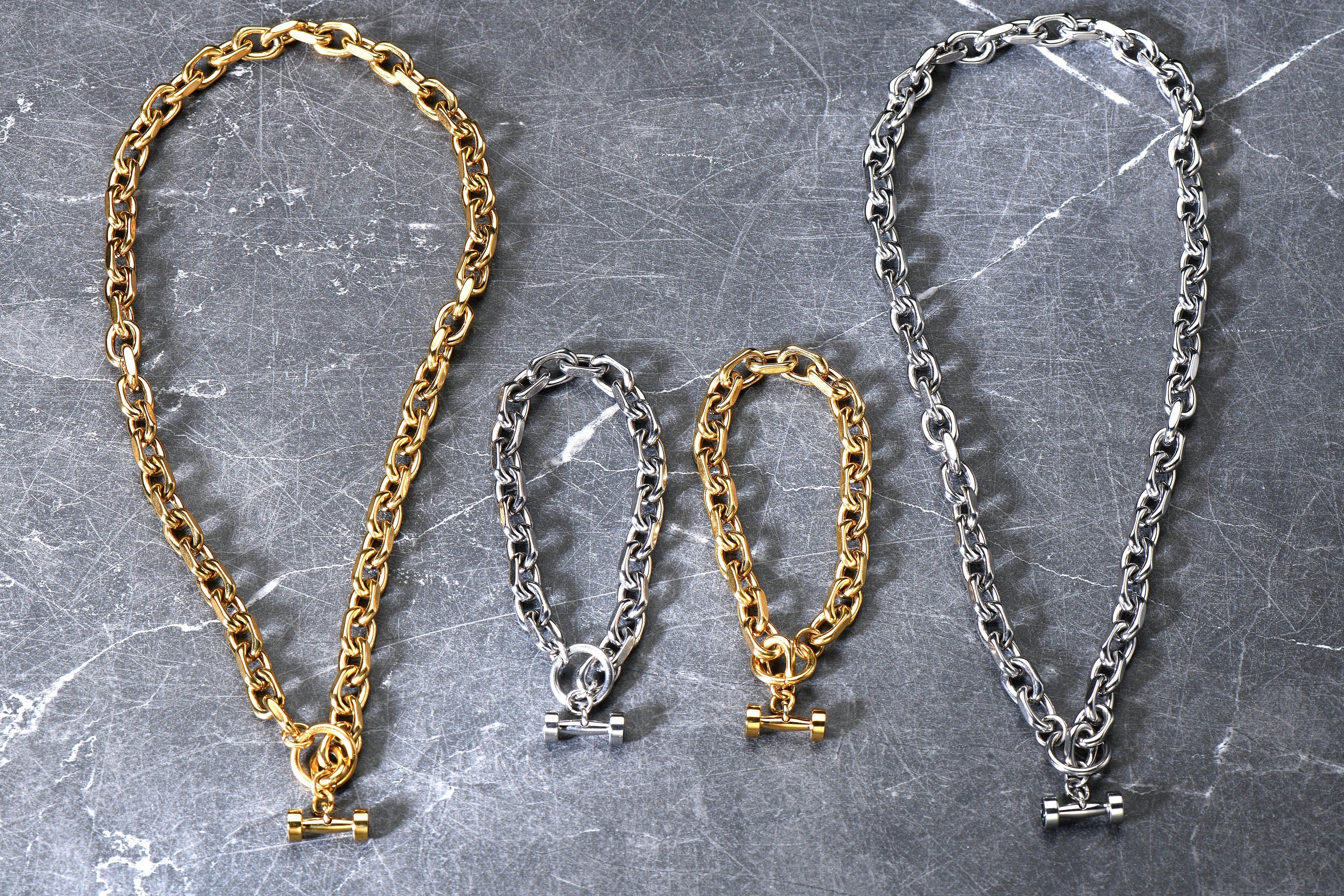 Dumbbell Bracelet, Dumbbell Pendant Bracelet, Weight Lifting Bracelet, Gym Jewelry, Gift for Gym Lover, Gym bracelet, Fitness Jewelry