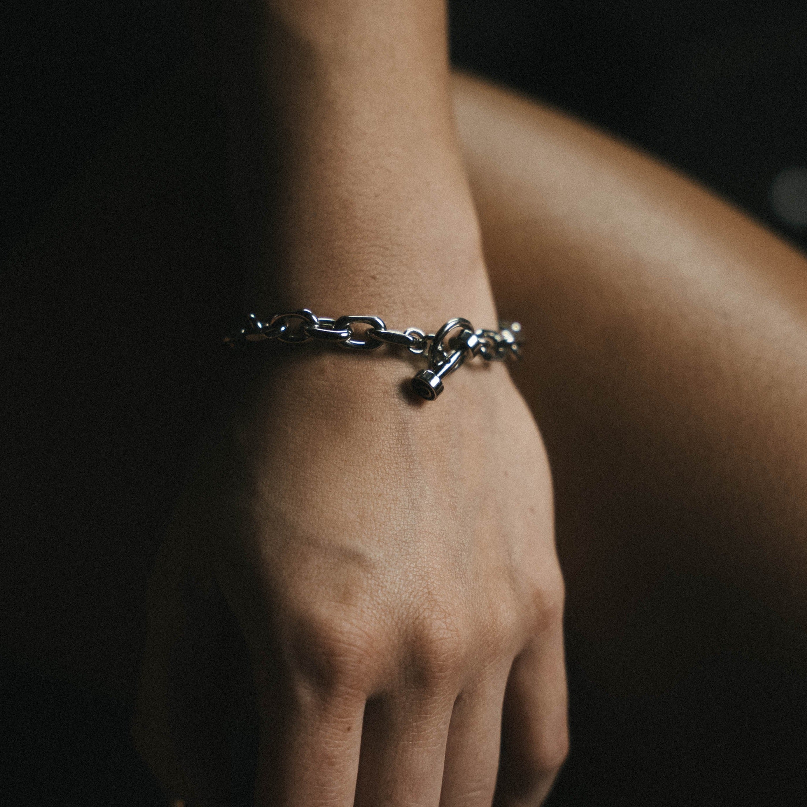 CABLE BRACELET - SILVER – Sleek Fit Jewelry
